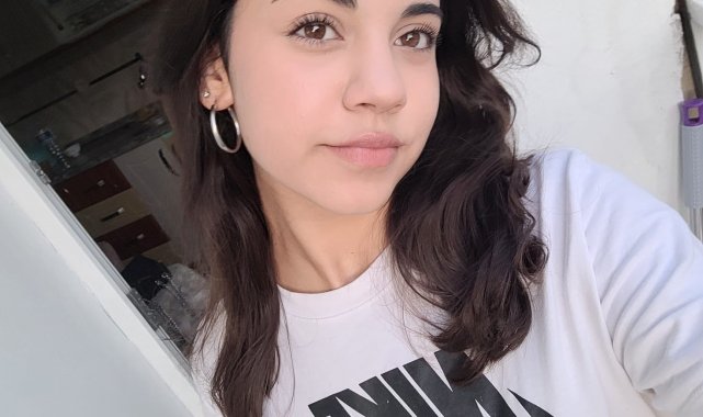 Falezlerde ölü bulunan 13 yaşındaki Aylin'in cenazesi gözyaşları arasında Adli Tıptan alındı