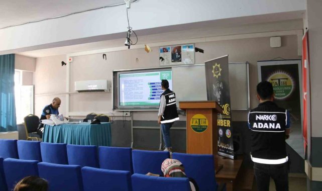 Fatih Anadolu Lisesinde uyuşturucuyla mücadele semineri düzenlendi