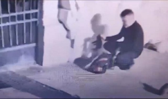 Fatih'te kediyi çantasına koyarak giden şüpheli: Tedavi amacıyla dükkanıma götürdüm