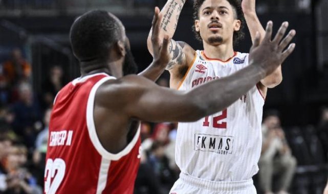 Galatasaray - Benfica: 98-78