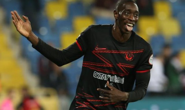 Gençlerbirliği'nde Sambou Yatabere ameliyat olacak