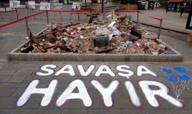 Giresun'da İsrail'e 'enkaz'lı tepki