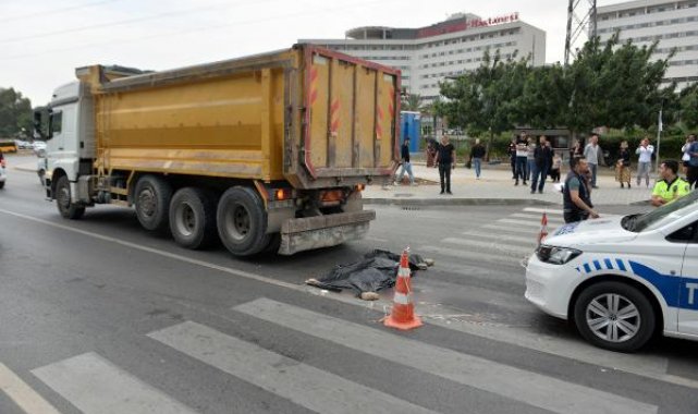 Hafriyat kamyonunun çarptığı yaya öldü