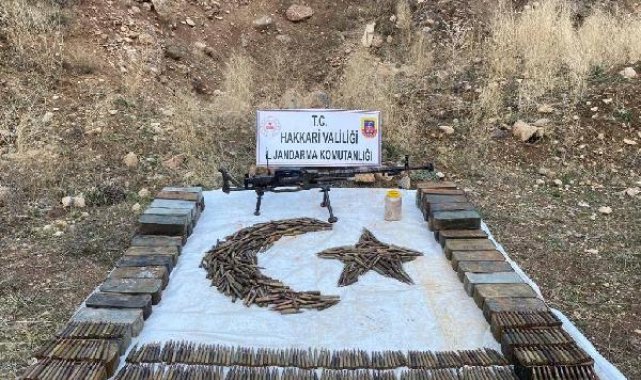Hakkari'de PKK'lı teröristlere ait silah ve mühimmat ele geçirildi