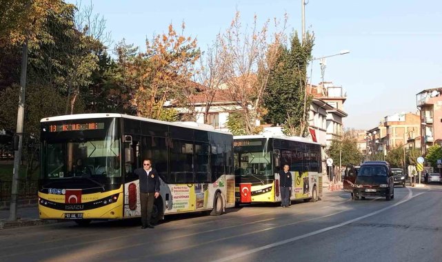 Halk otobüsleri şoförlerinden Atatürk'e büyük saygı