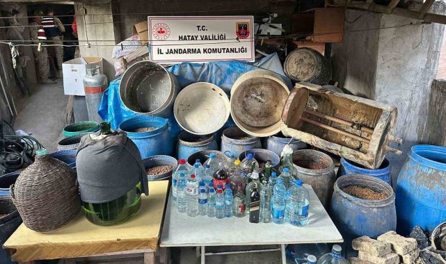 Hatay'da 275 litre kaçak rakı ele geçirildi