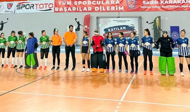 Hokey 'de Muğla'dan iki takım Süper Lig'de karşı karşıya geldi