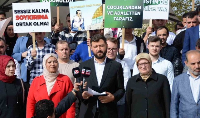 İsrail'in Gazze'ye saldırıları protesto edildi