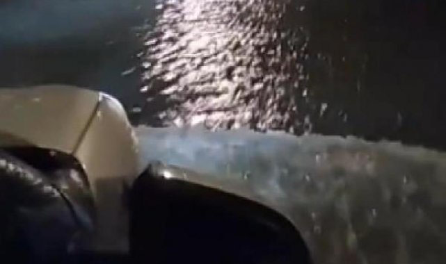 İstanbul'da yağış başladı; Silivri'de yollar göle döndü