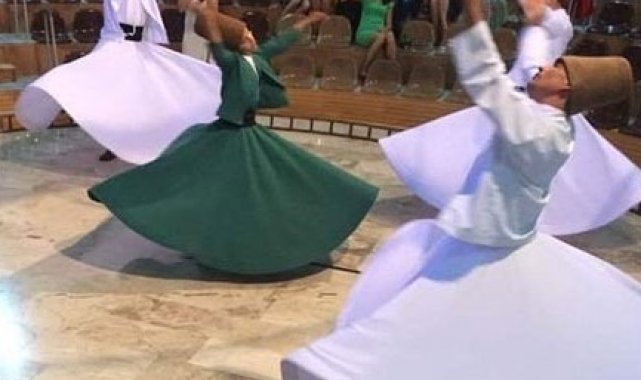 İtalyanlar sema ve mehter gösterisine hayran kaldı