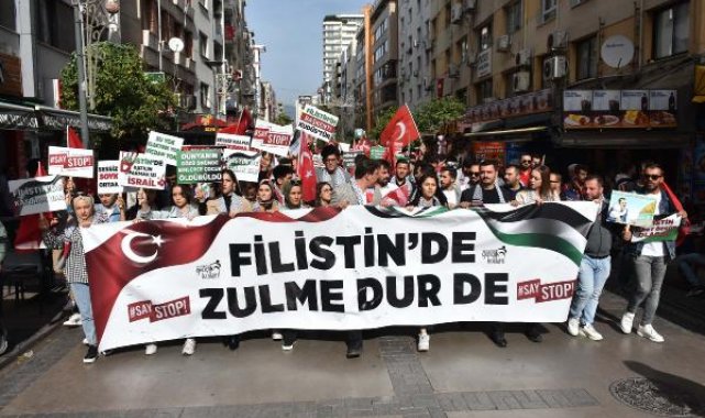 İzmir'de, AK Parti'li gençlerden 'Filistin Yürüyüşü'