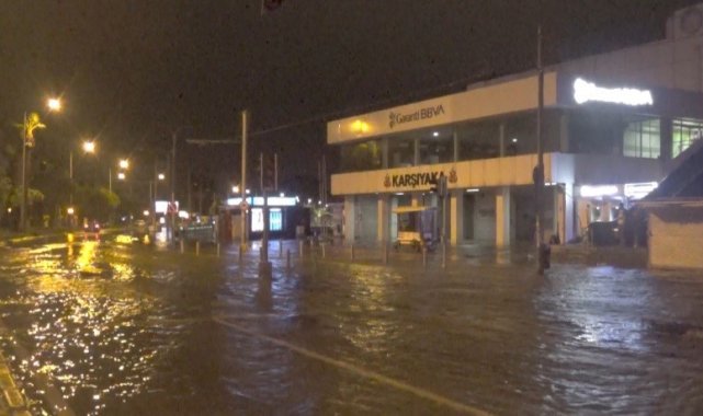 İzmir'de deniz taştı, sirenler çaldı
