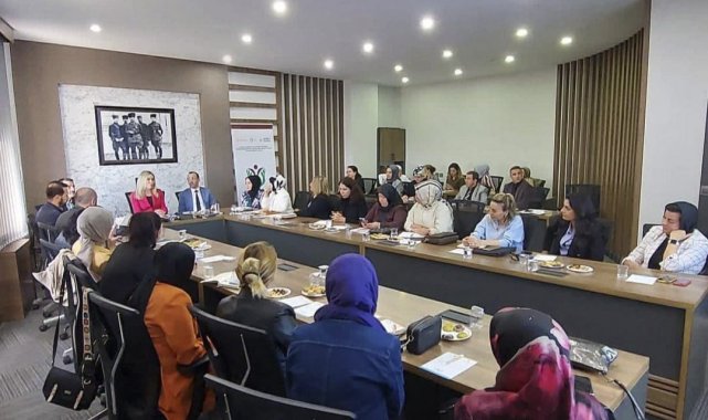 Kadın kooperatiflerinin eğitimi SUBÜ'ye emanet