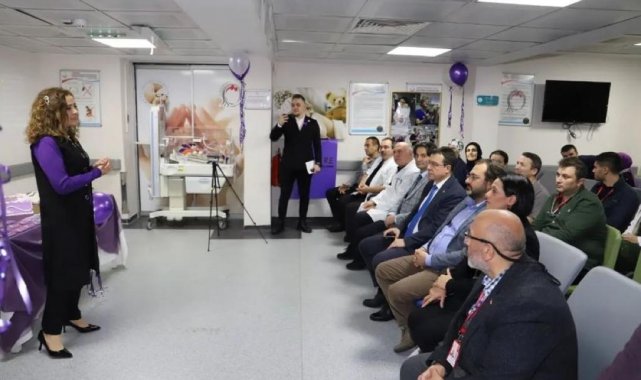 Kanuni Eğitim ve Araştırma Hastanesi'nde Dünya Prematüre Günü programı düzenlendi