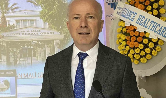 Karaarslan TEB yönetiminde yer alan Aydınlı eczacıları tebrik etti