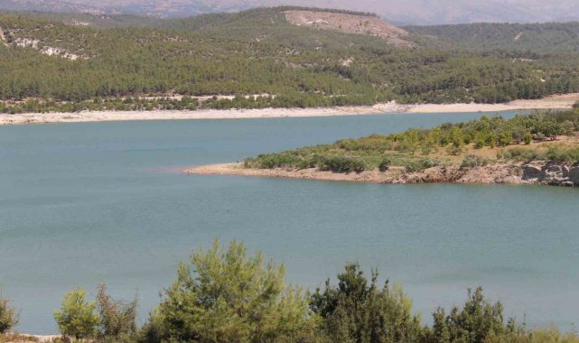 Karacasu Barajı'nda sular yüzde 35 azaldı