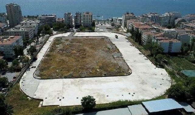 Karşıyaka'nın gündemi stat