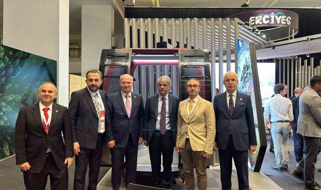 Kayseri'nin incisi Erciyes'e Travelexpo Ankara'da Kış Turizmi Alanında En İyi Stant Tasarımı ödülü