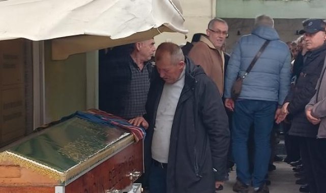 Kazada ölen Tuğçe, gözyaşlarıyla toprağa verildi