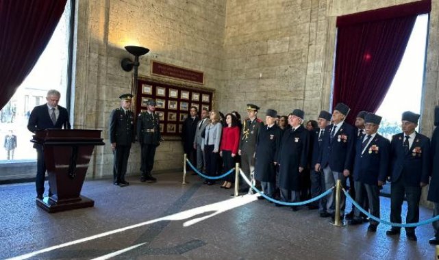 KKTC'nin Ankara Büyükelçisi Korukoğlu, Anıtkabir'i ziyaret etti