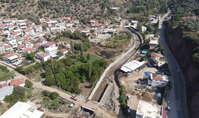 Köşk'te, tarım arazileri taşkınlardan korunacak