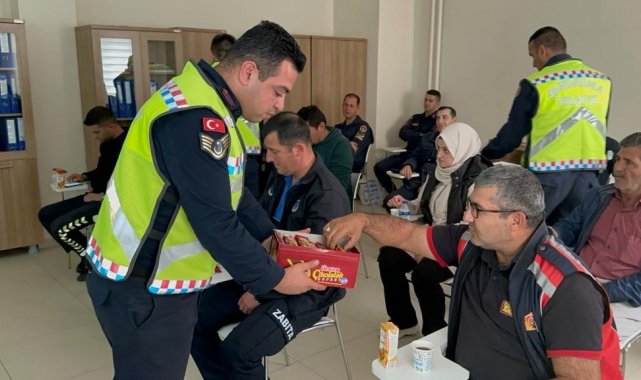 Kurum şoförlerine trafik eğitimi