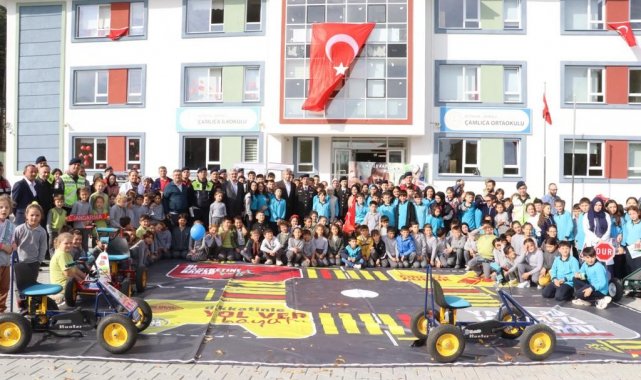 Kütahya'da jandarmadan öğrencilere trafik güvenliği eğitimi