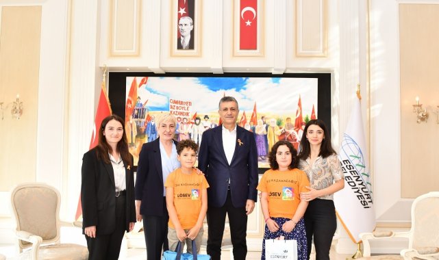 Lösemili çocuklardan Başkan Bozkurt'a ziyaret