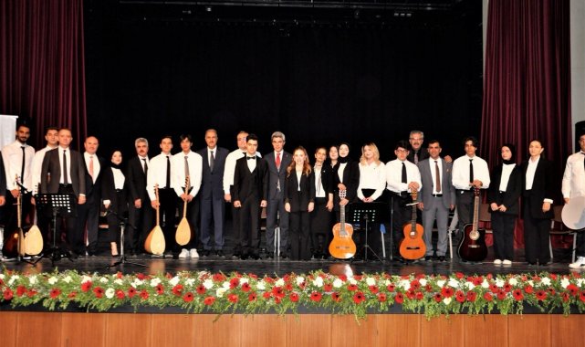 Malatya'da '24 Kasım Öğretmenler Günü' çeşitli etkinliklerle kutlandı