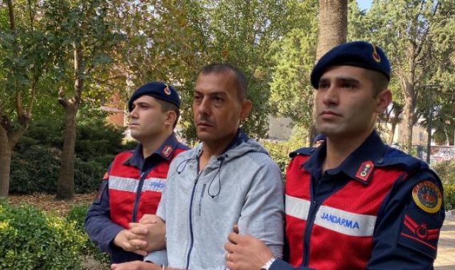 Manisa'da bıçak ve tornavidalı kadın cinayeti; şüpheli tutuklandı