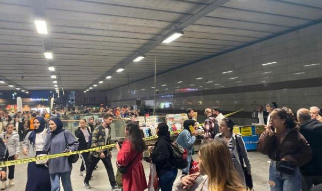 Mecidiyeköy metrobüs durağında şüpheli paket alarmı - 1
