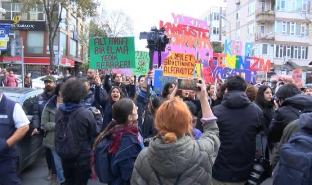 Mecidiyeköye'de toplanan grup, kadın cinayetlerini protesto etti