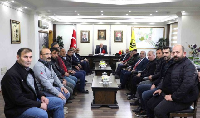 MHP'den Başkan Pekmezci'ye ziyaret