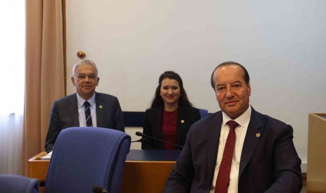 Milletvekili Akay, Karabük'ün sanayiye ilişkin taleplerini Bakan Kacır'a iletti
