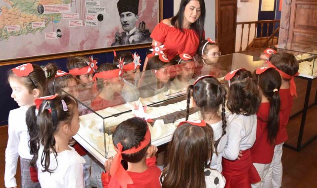 Minikler Kuvayi Milliye Karargahı Müzesine ziyarette bulundu