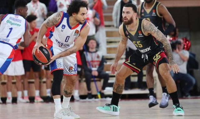 Monaco - Anadolu Efes: 82-89