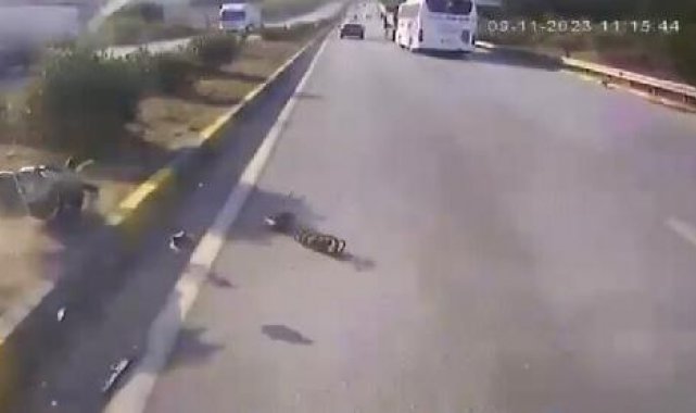 Muğla'da yolcu otobüsü ile otomobilin çarpıştığı ölümlü kaza, araç kamerasında