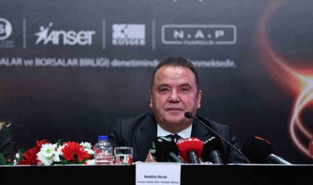 Muhittin Böcek'ten adaylık açıklaması: "Suskunluğumuz asaletimizdendir"