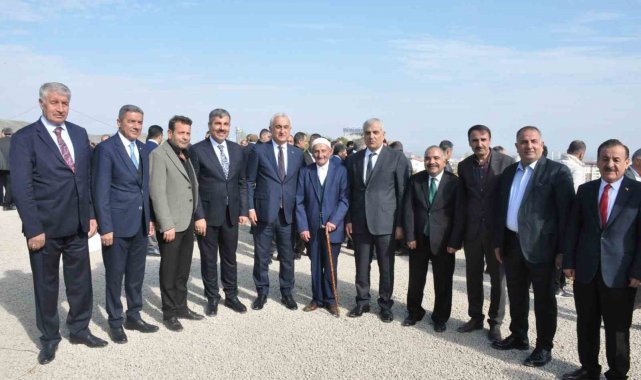 Muş'ta 4-6 yaş Kur'an kursunun temeli törenle atıldı