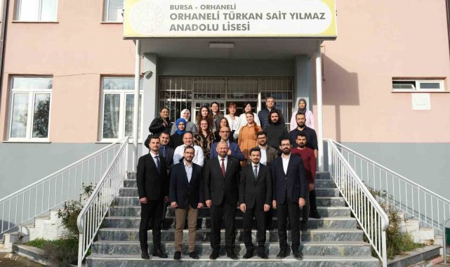 Orhaneli Belediye Başkanı Aykurt öğretmenleri unutmadı