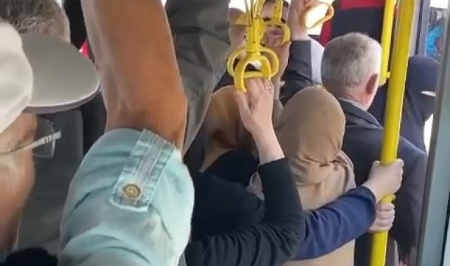 Otobüs tıklım tıklım doldu, yolcuya kızan şoför hareket etmedi