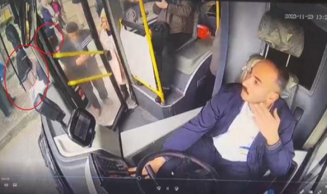 Polis, takip ettiği yankesicileri suçüstü yakaladı; o anlar kamerada