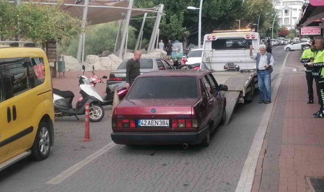 Polisin önünde egzoz patlattı 4 bin 936 TL para cezası yedi