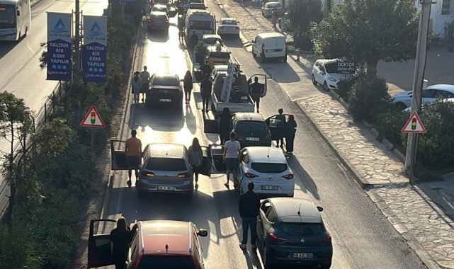 Saat 09.05'te Bodrum'da hayat durdu