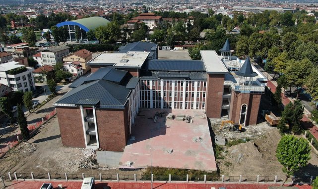 Sakarya İmam Hatip Lisesi açılış için gün sayıyor
