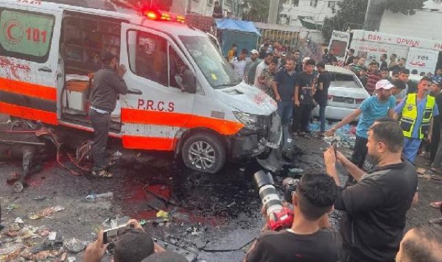 Saldırıya uğrayan ambulanslar, Refah Kapısı'na hasta taşıyordu