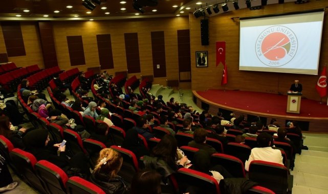 Sezai Karakoç Kastamonu Üniversitesi'nde anıldı