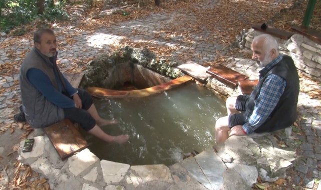 Şifa için ayak sallıyorlar