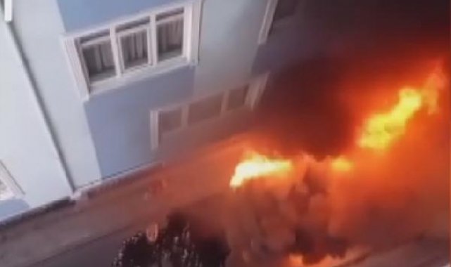 Şişli'de sokak süpürme aracı yandı