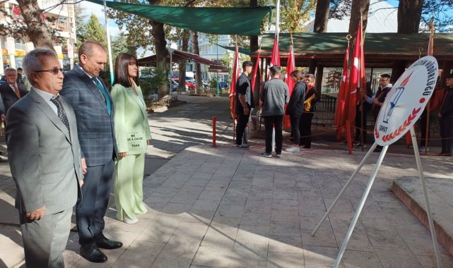 Şuhut'ta 24 Kasım Öğretmenler Günü kutlandı